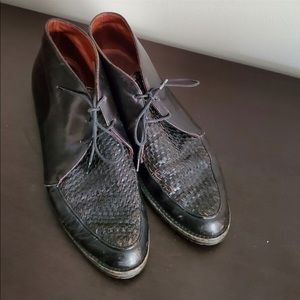 Vintage Cole Haan Italian leather derby shoe